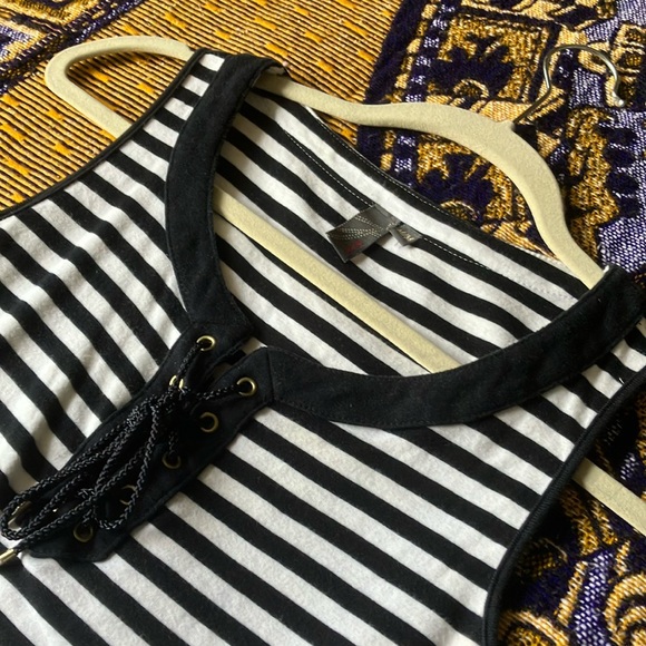 Navy stripe, cute sailor top - Picture 3 of 4